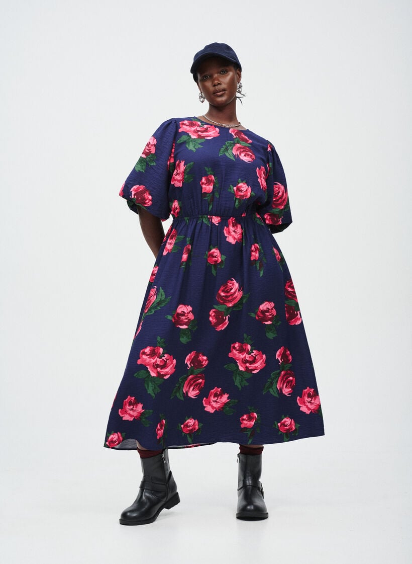 Jurk met rozen, , Model