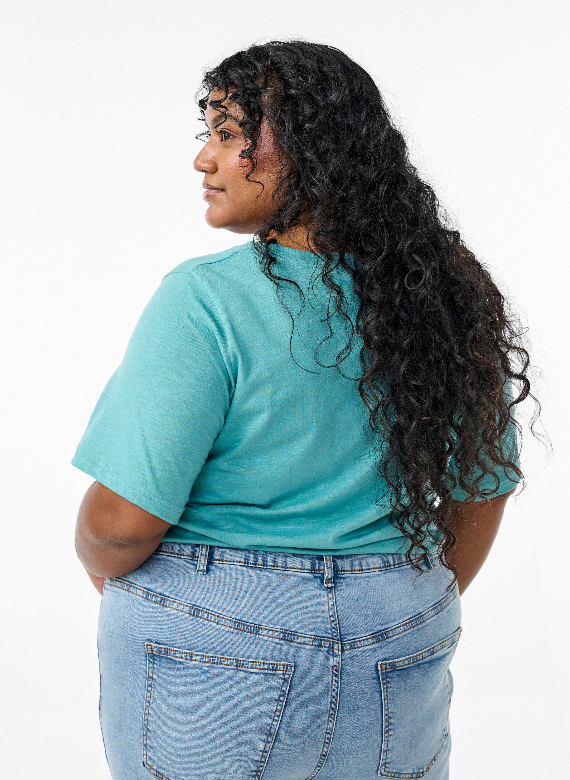 ZizziBasic t-shirt met korte mouwen en V-hals, Groen, Model image number 2