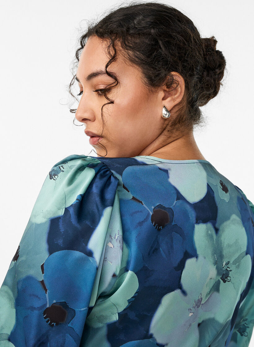 Robe portefeuille &agrave; imprim&eacute; floral et manches 3/4, Mixed colours, Model