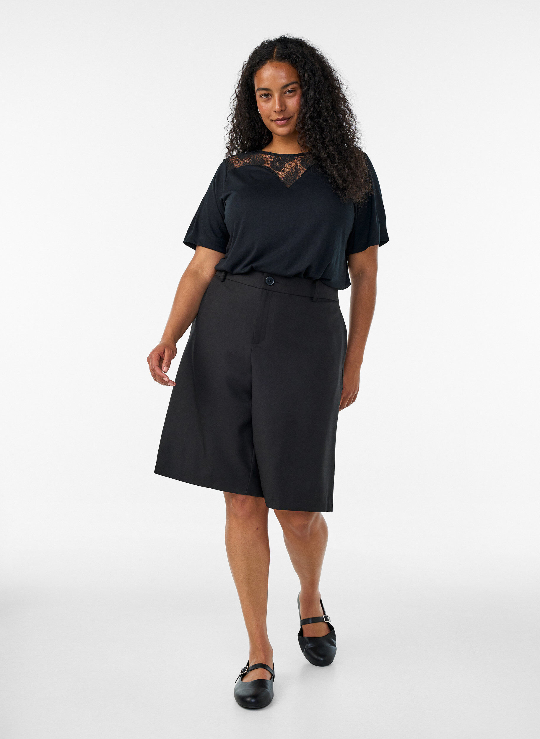 ZizziBlouse met kanten inzetstuk en ballonmouwen, Zwart, Model image number 1