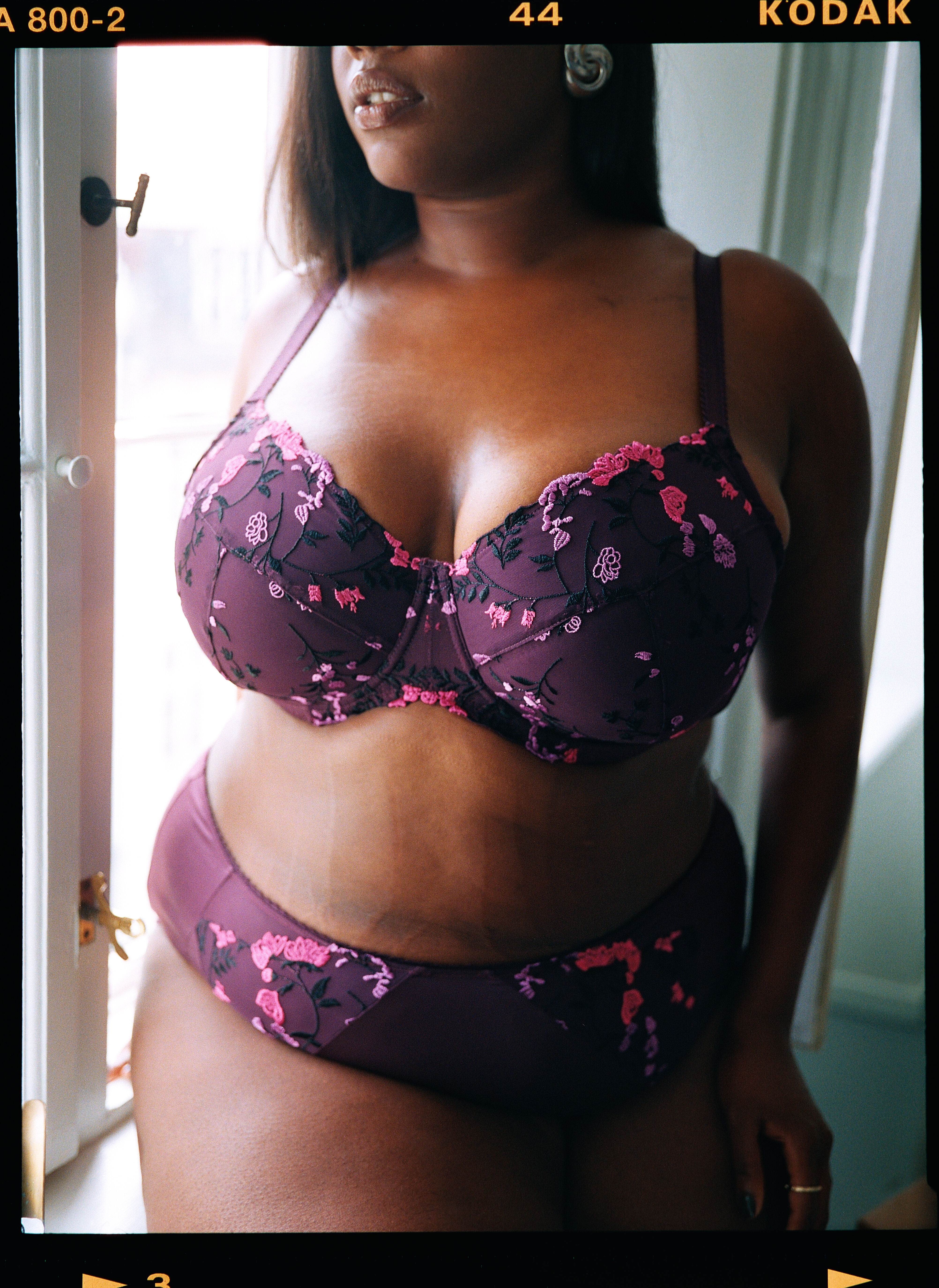 ZizziBloemdetails  , , Model