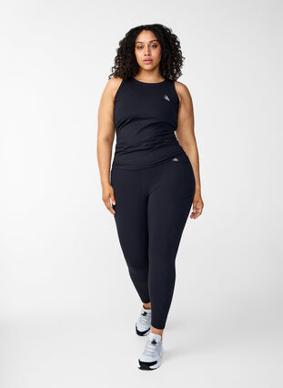 Zizzi7/8 training panty met zakken, Zwart, Model image number 1