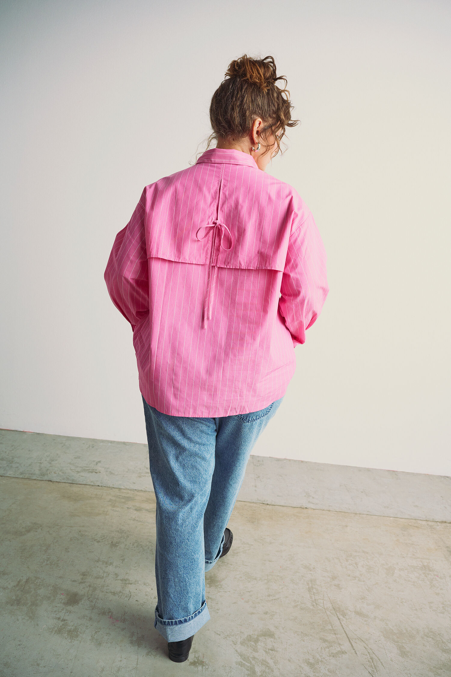 ZizziShirt met strikdetail op de rug, , Model