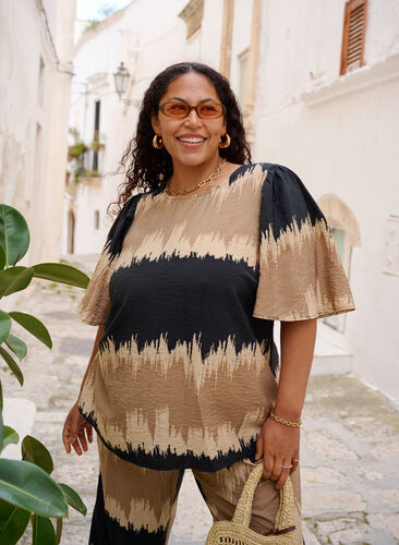 ZizziBlouse met wijde mouwen en grafische print, Zwart, Image image number 0