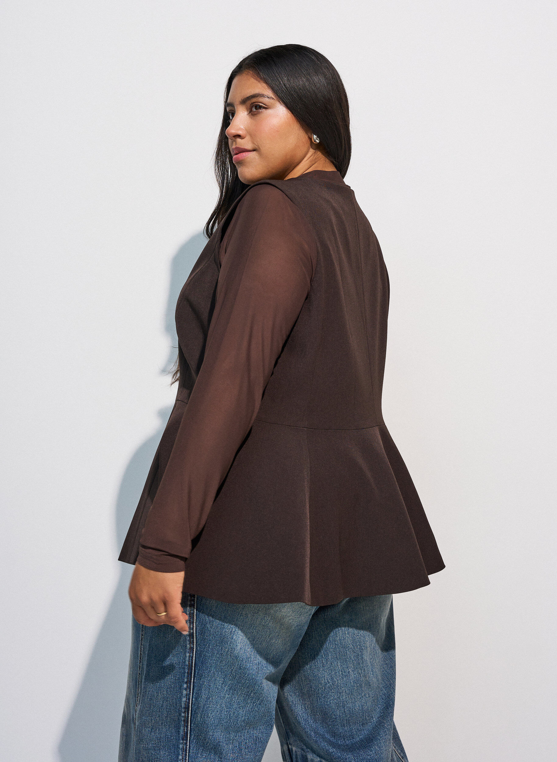 ZizziGilet met peplumzoom en V-hals, Bruin, Model image number 2