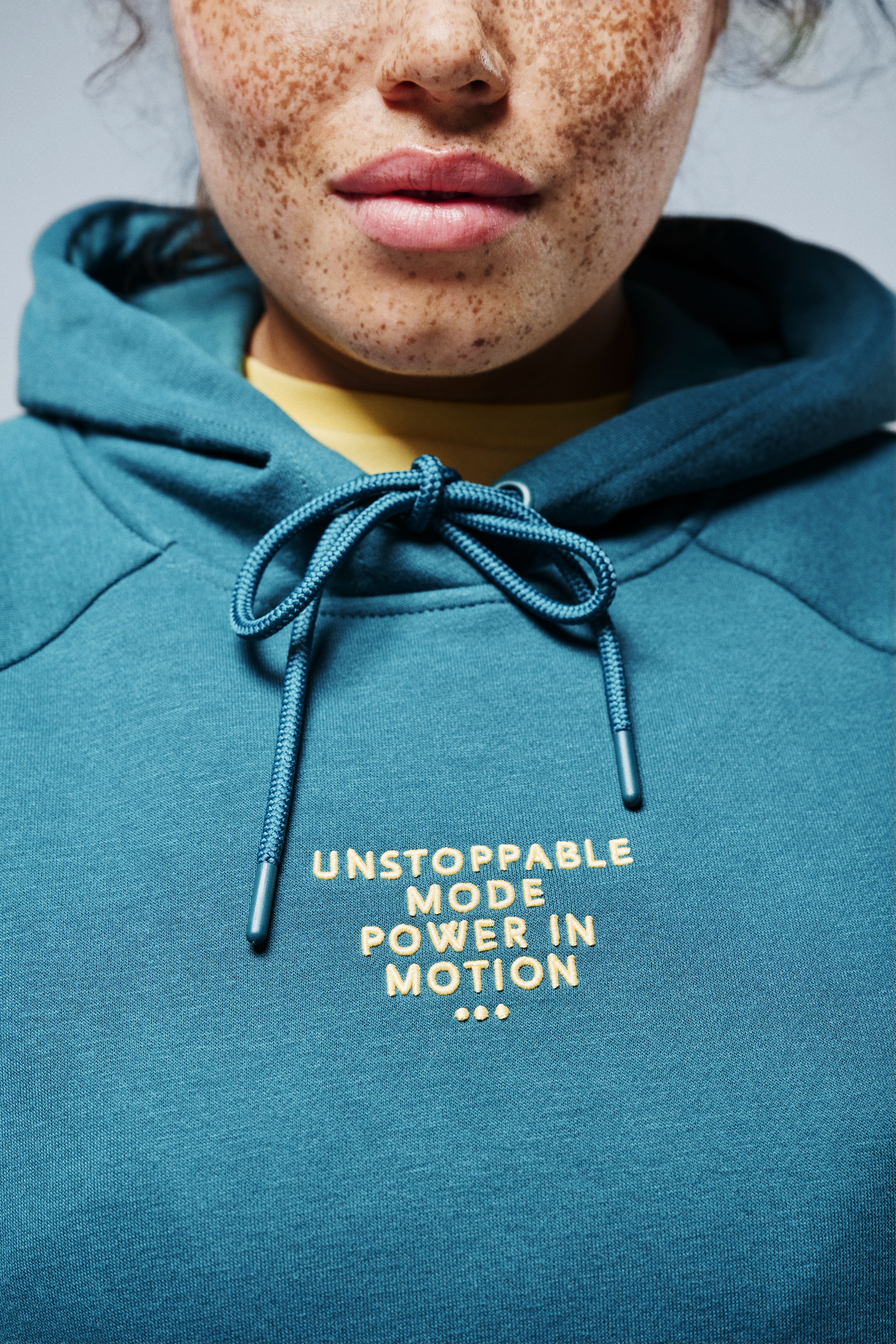 ZizziT-shirt en hoodie, , Model