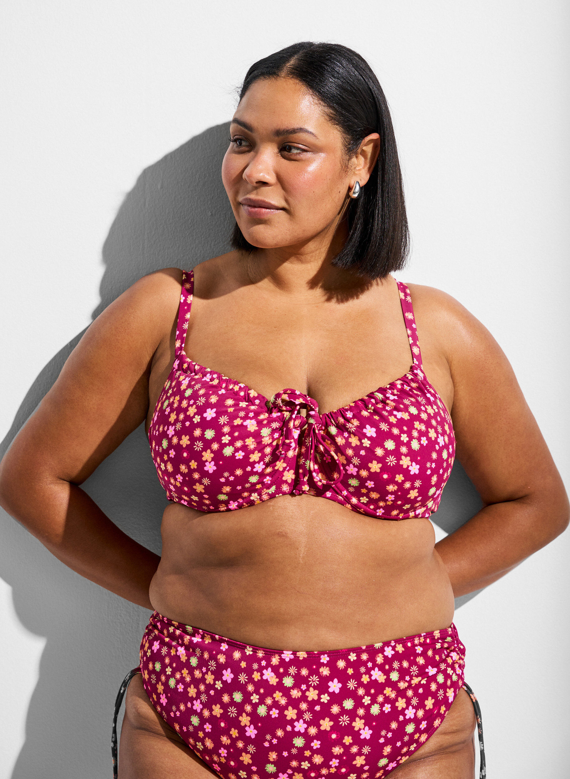 Haut de bikini &agrave; armatures avec bretelles &agrave; nouer, Rouge, Model