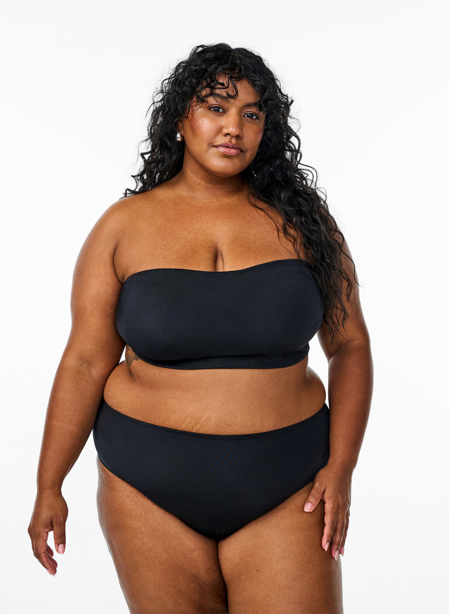 ZizziEffen bandeau bikini top, Zwart, Model image number 1