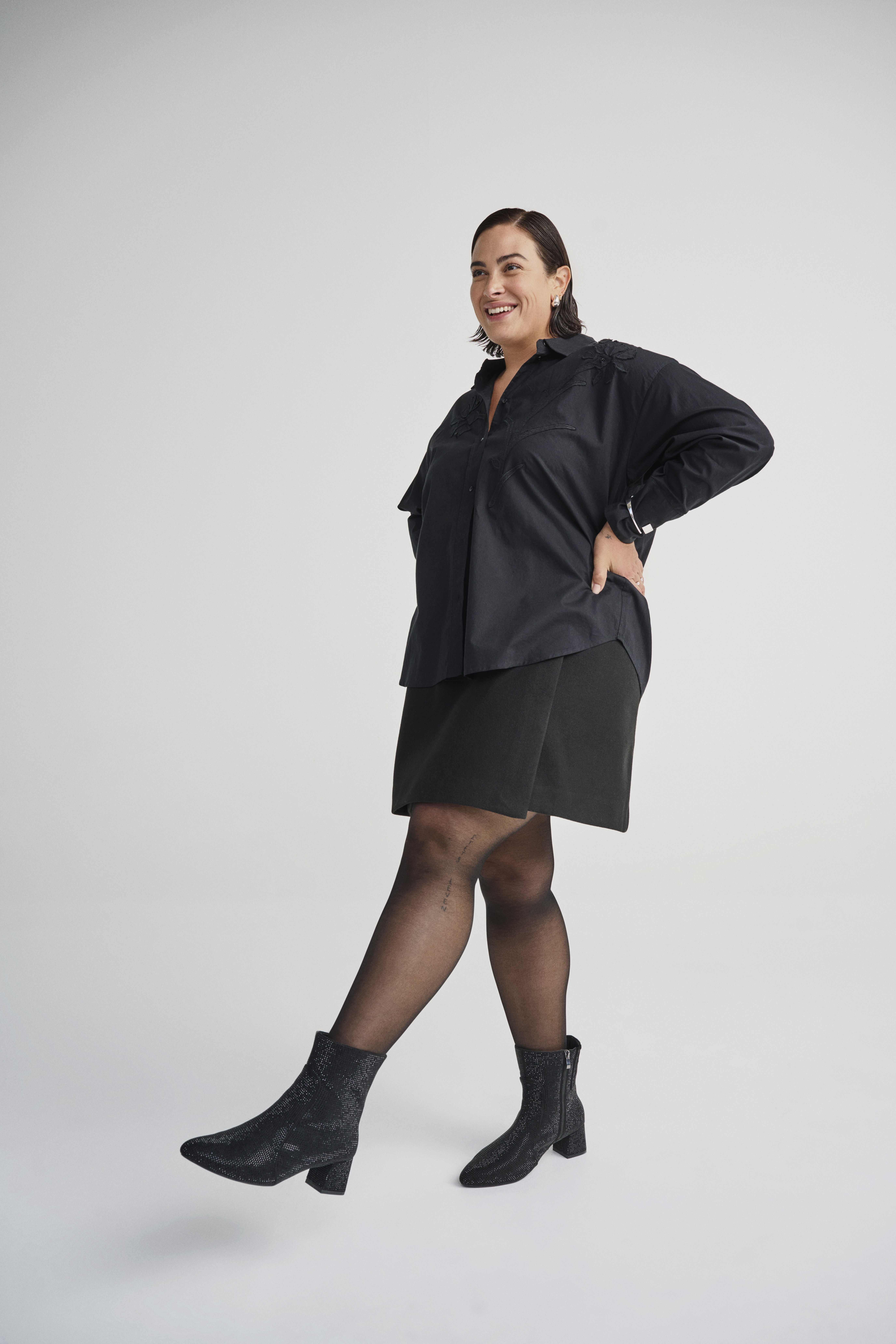 ZizziLaars met stras, , Model