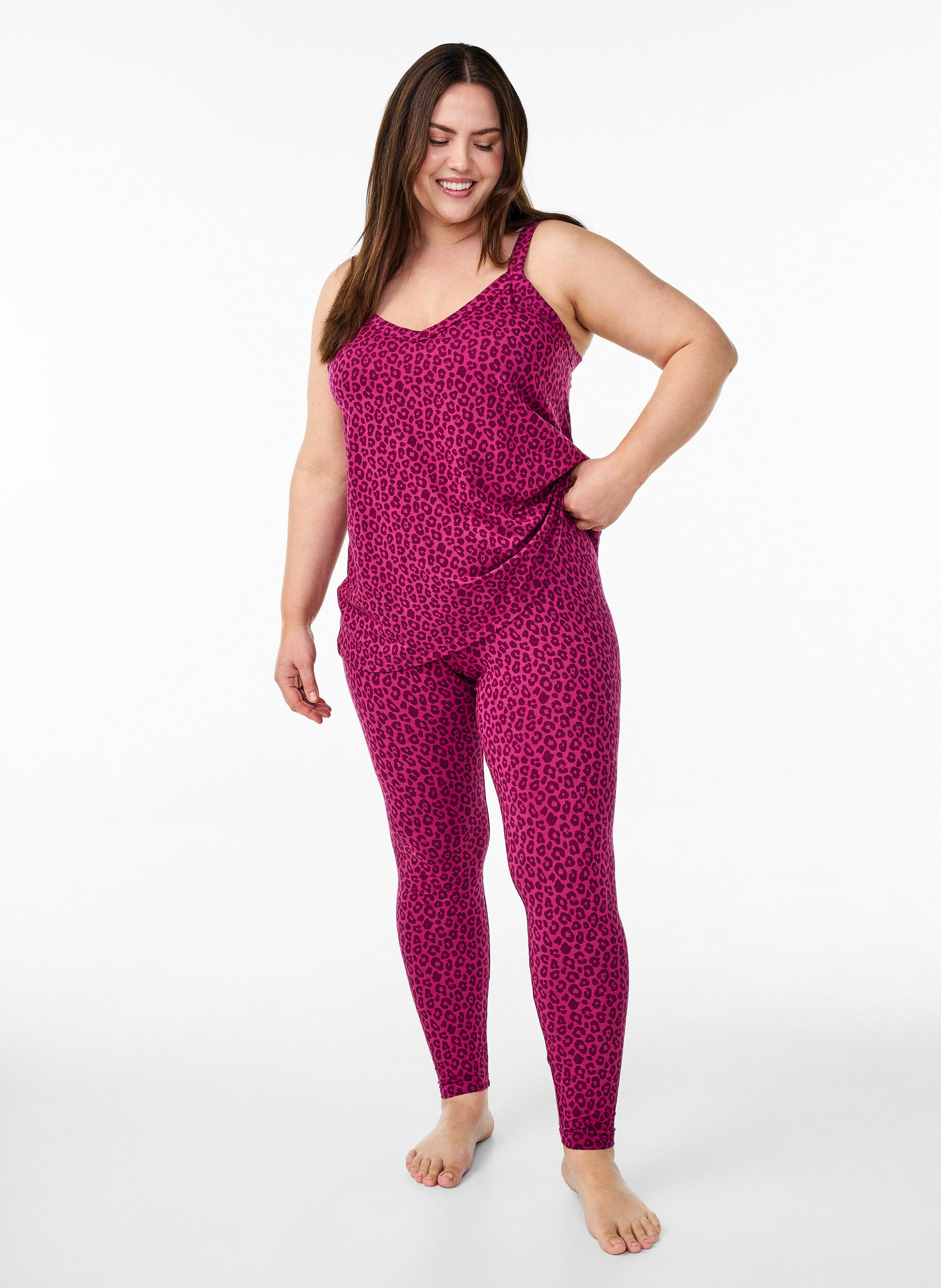 ZizziNacht top met bandjes en V-hals, Roze, Model image number 1