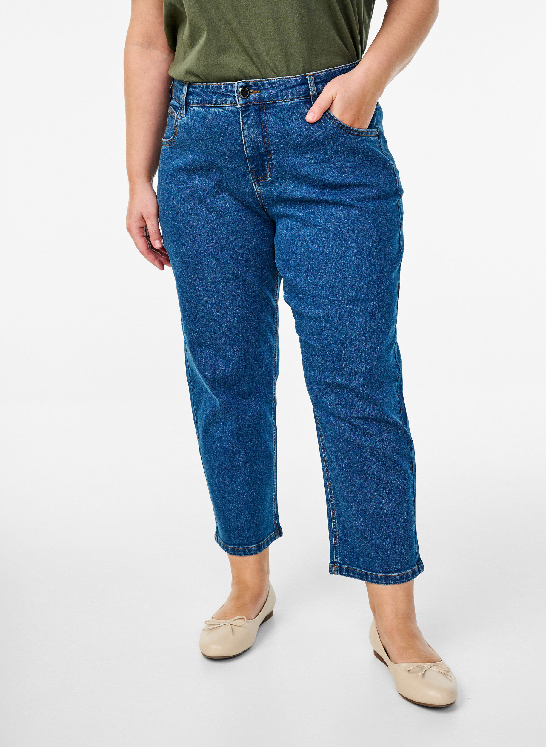 ZizziGecropte Vera jeans met een straight-fit, Blauw, Model image number 2