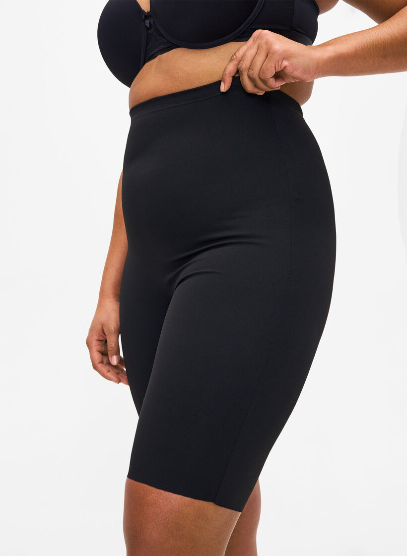 Lange, lichte shapewear korte broek, Zwart, Model image number 2