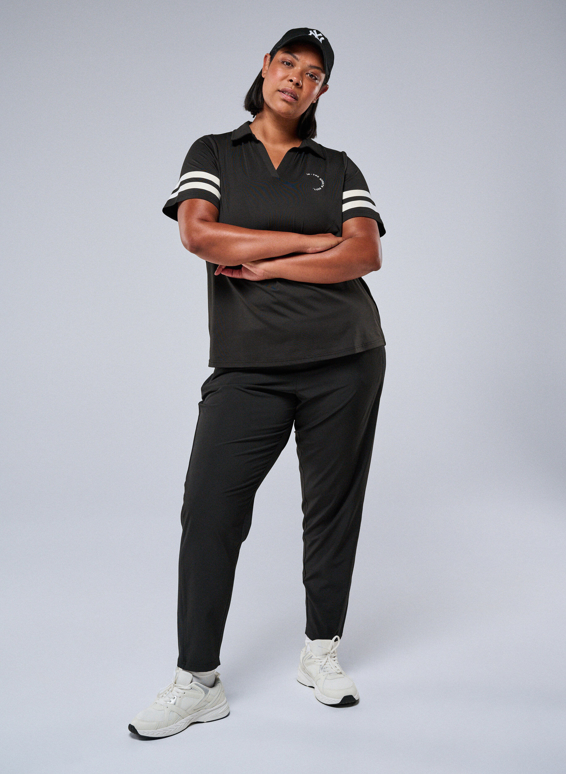 ZizziLichte trainingsbroek met zakken, Zwart, Image image number 0