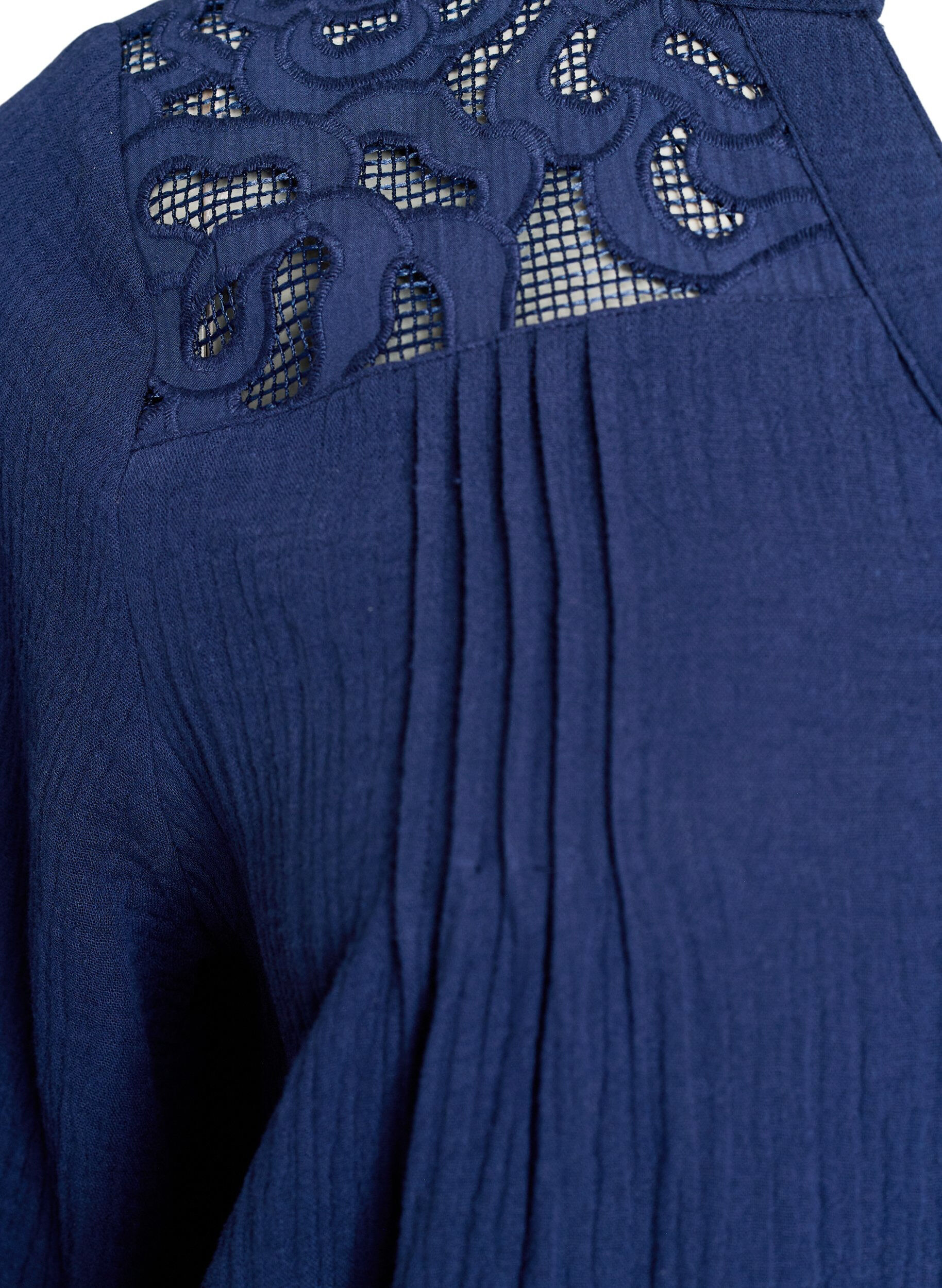 Zizzi Blouse en mousseline de coton avec d&eacute;tails brod&eacute;s, Bleu, Packshot image number 3