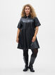 Korte jurk in imitatieleer met een A-lijn vorm, Zwart, Model image number 1