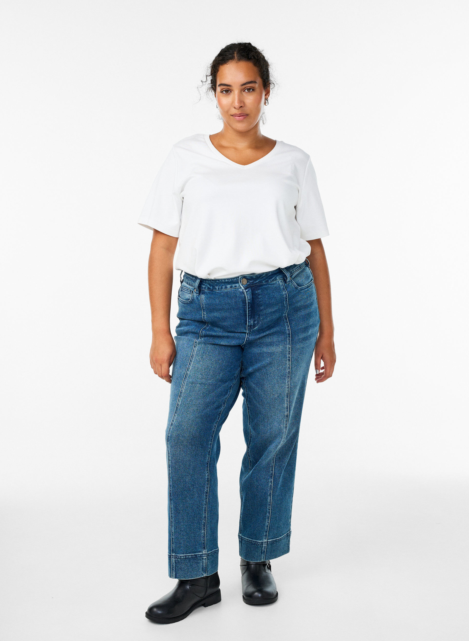 Straight-fit jeans met opvallende stiksels, Blauw, Model