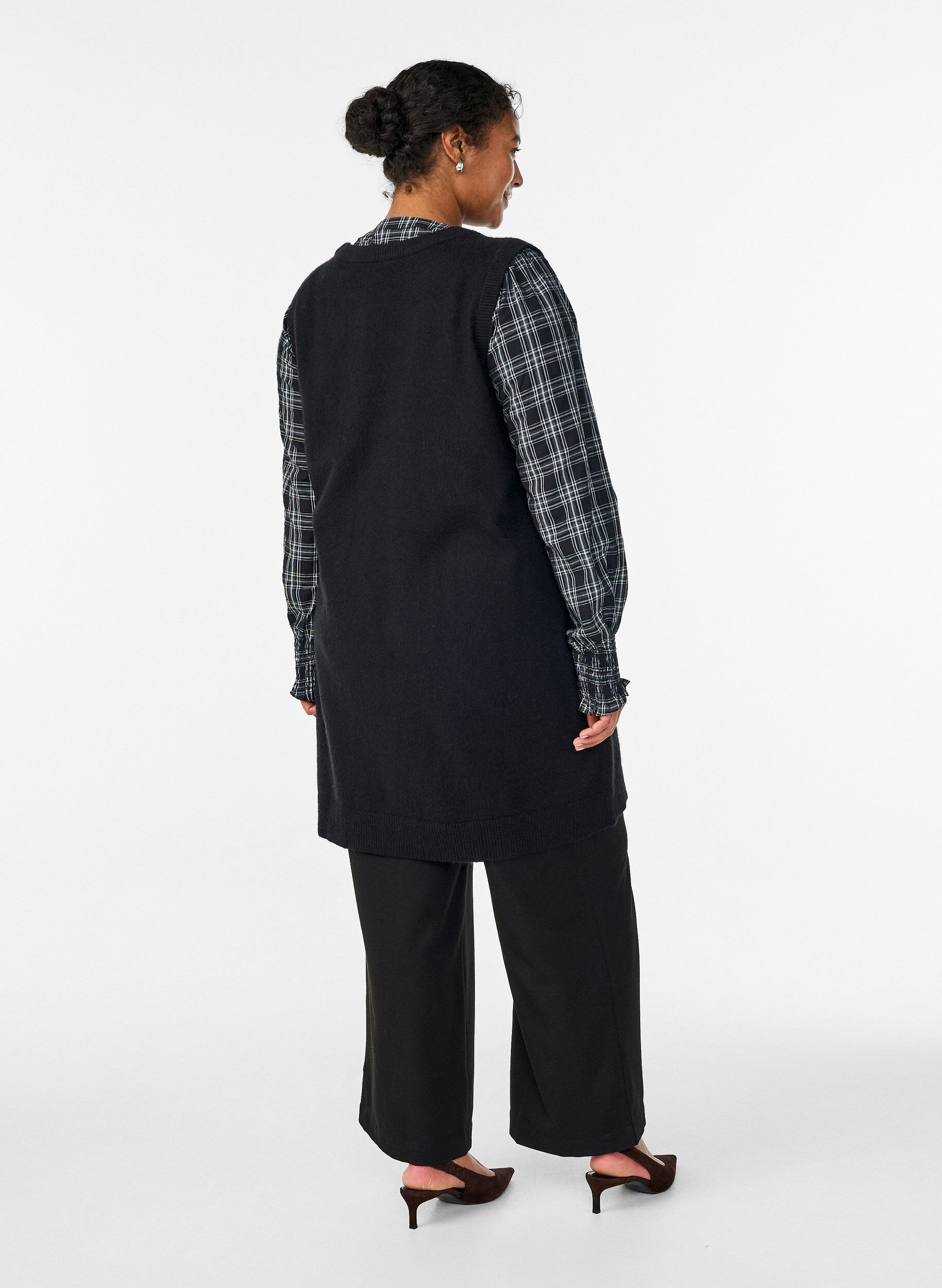 ZizziKorte gebreide jurk zonder mouwen, Zwart, Model image number 2