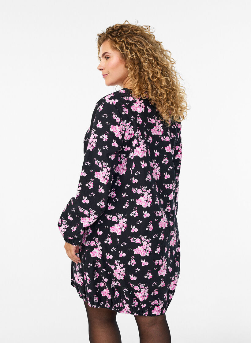 Korte katoenen jurk met een elastische zoom en lange mouwen, Zwart, Model image number 2