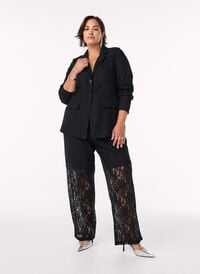 Hoog getailleerde kanten broek, Zwart Hoog getailleerde kanten broek, Zwart, Model