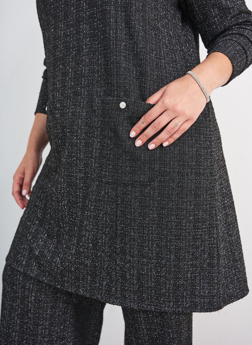 Korte jurk met een boucl&eacute;textuur en glitterdraden, Zwart, Model image number 3
