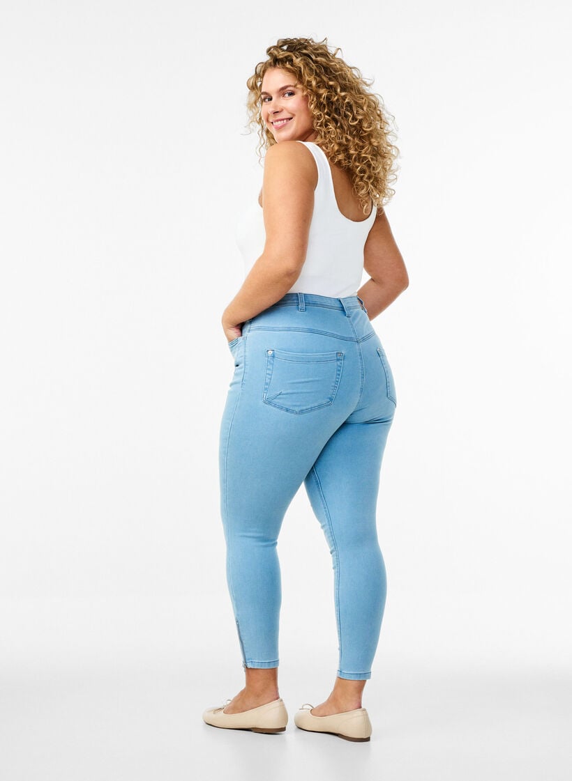 Cropped Amy jeans met rits, Blauw, Model image number 1