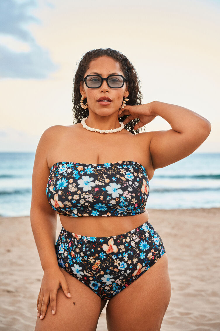 Haut de bikini bandeau, , Model