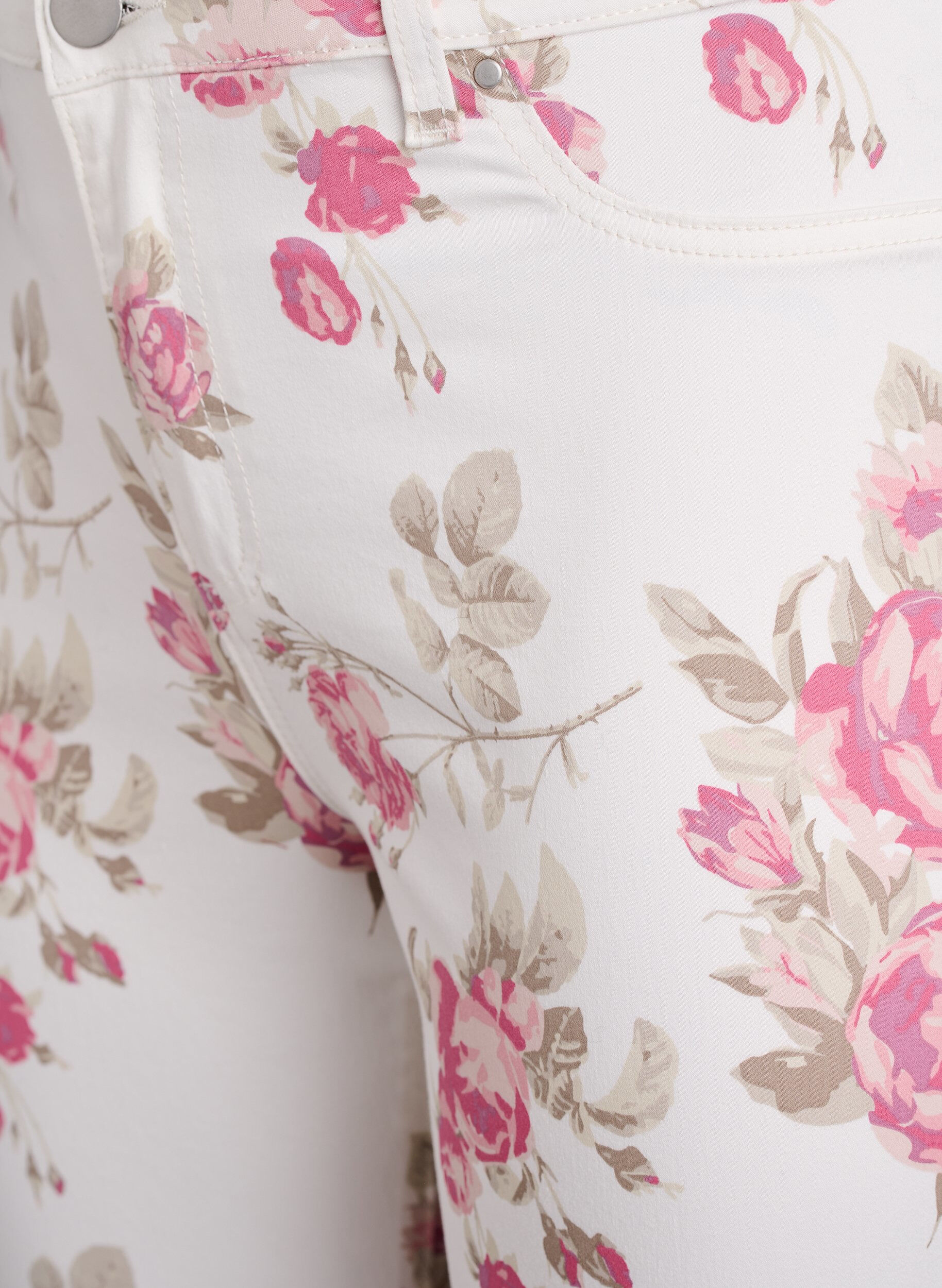 ZizziSuperslanke Amy jeans met bloemenprint, Vanille, Packshot image number 2