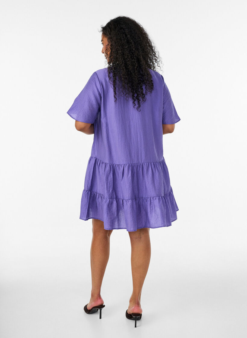Robe coupe &eacute;vas&eacute;e textur&eacute;e, Violet, Model image number 2