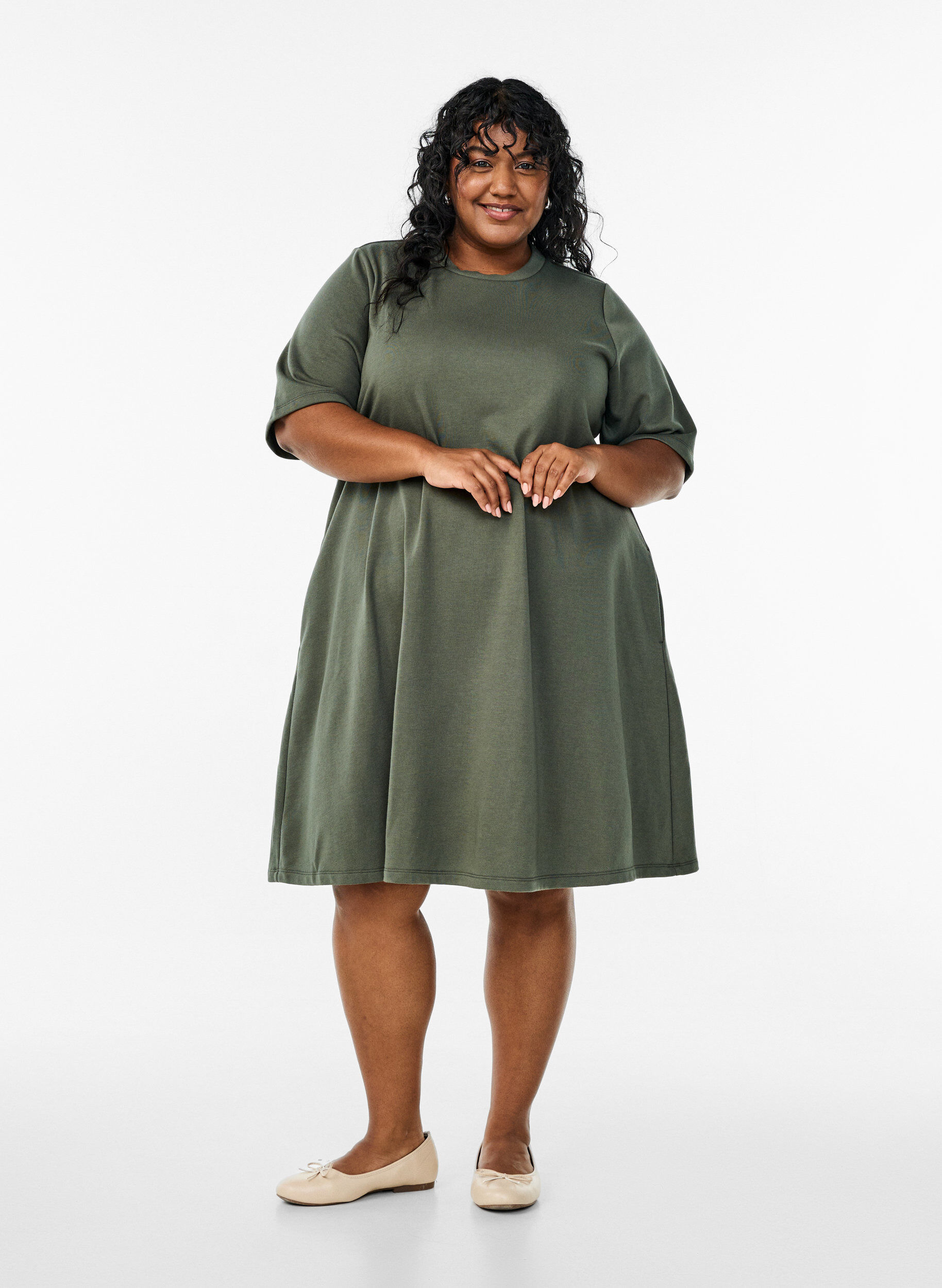 ZizziKnielange jerseyjurk met zakken en A-lijn vorm, Groen, Model image number 1