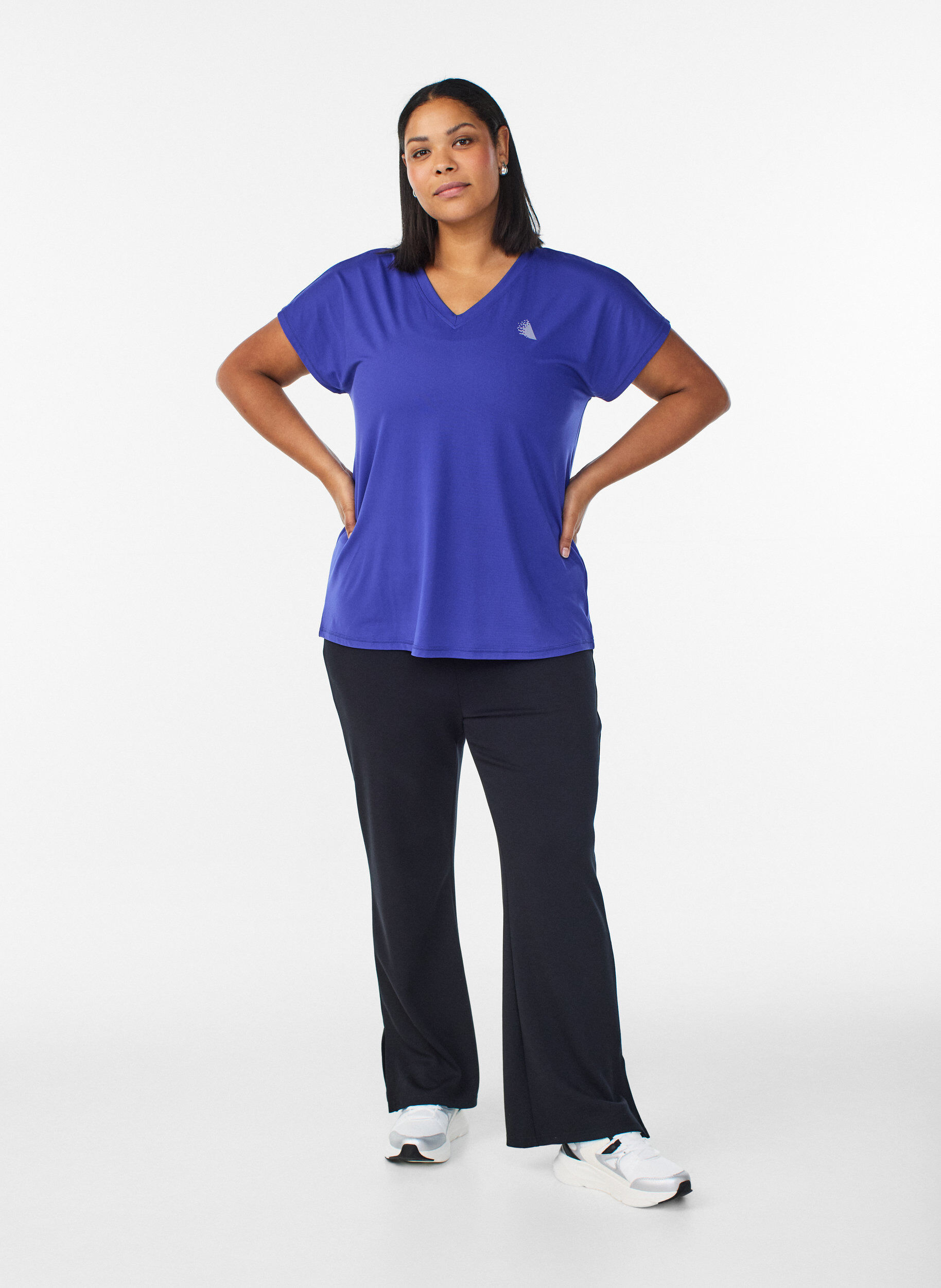 ZizziLosvallend trainings-T-shirt met V-hals, Paars, Model image number 1