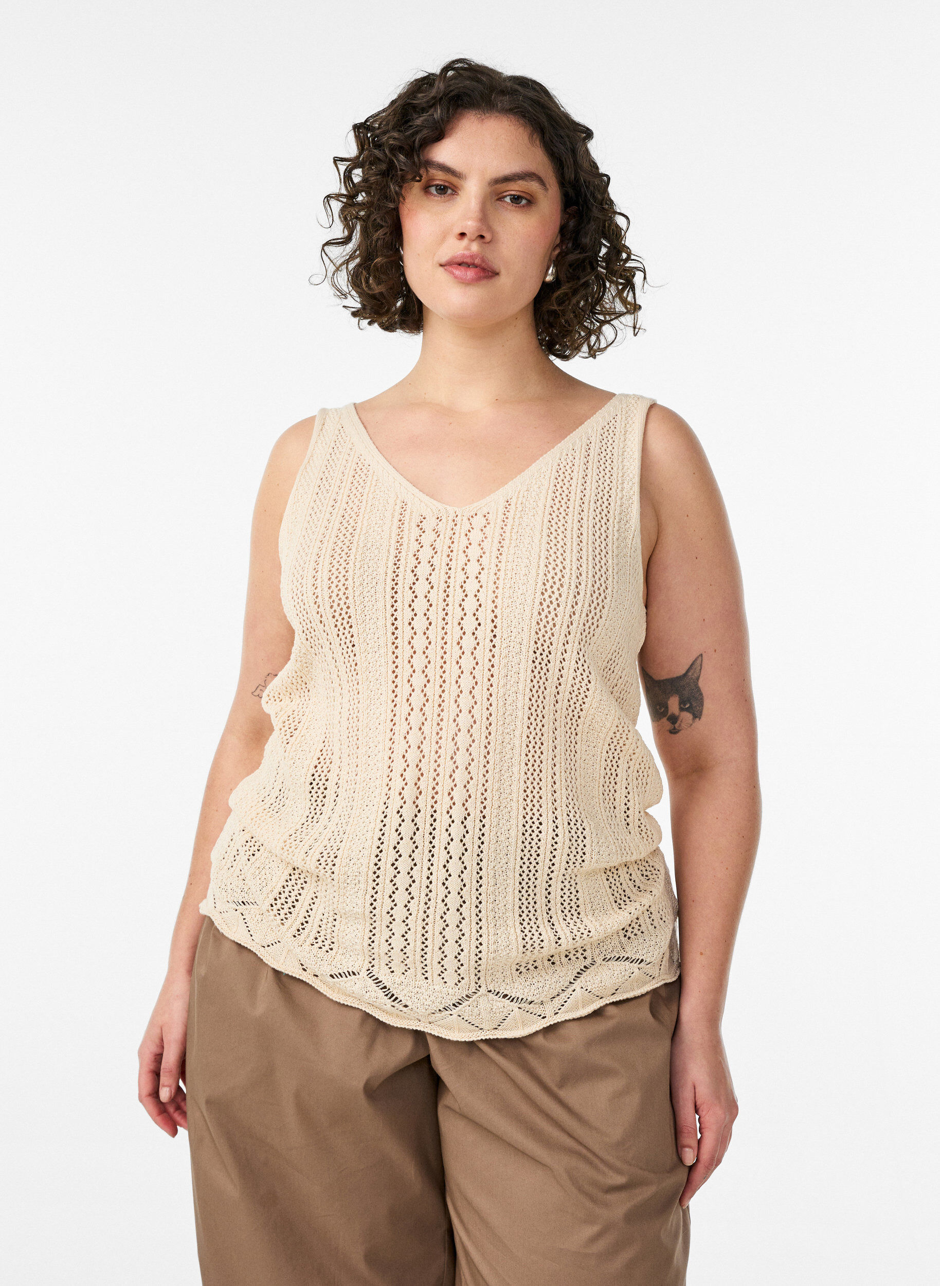 Gebreide top met broderie ajour en V-hals, Beige, Model