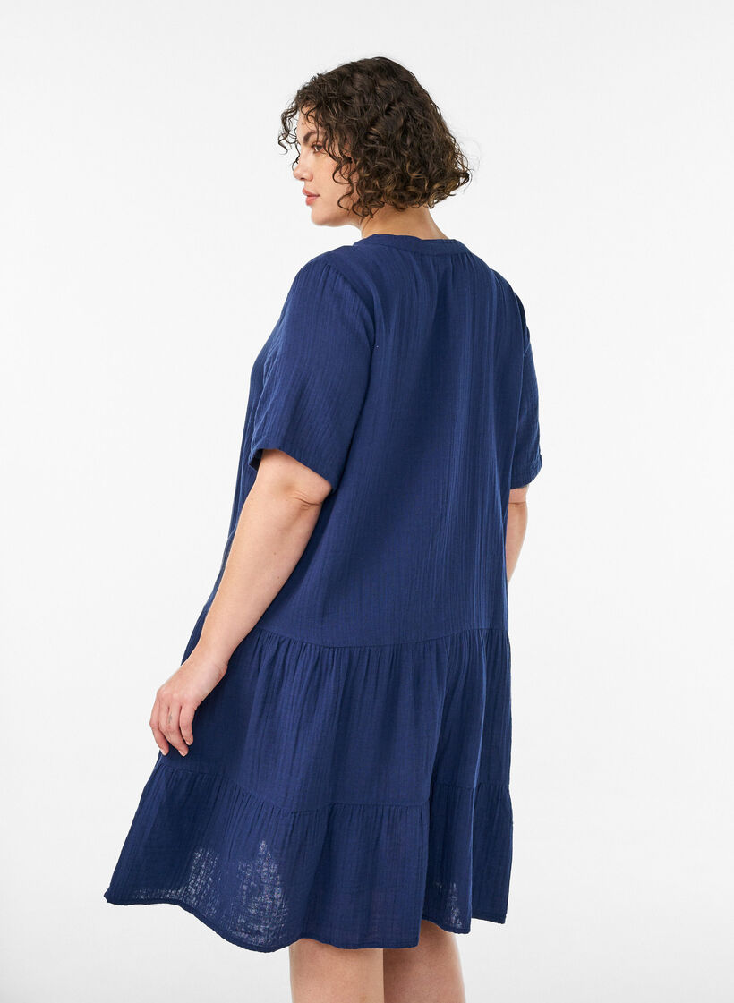 Korte A-lijn jurk in katoenen mousseline, Blauw, Model image number 2