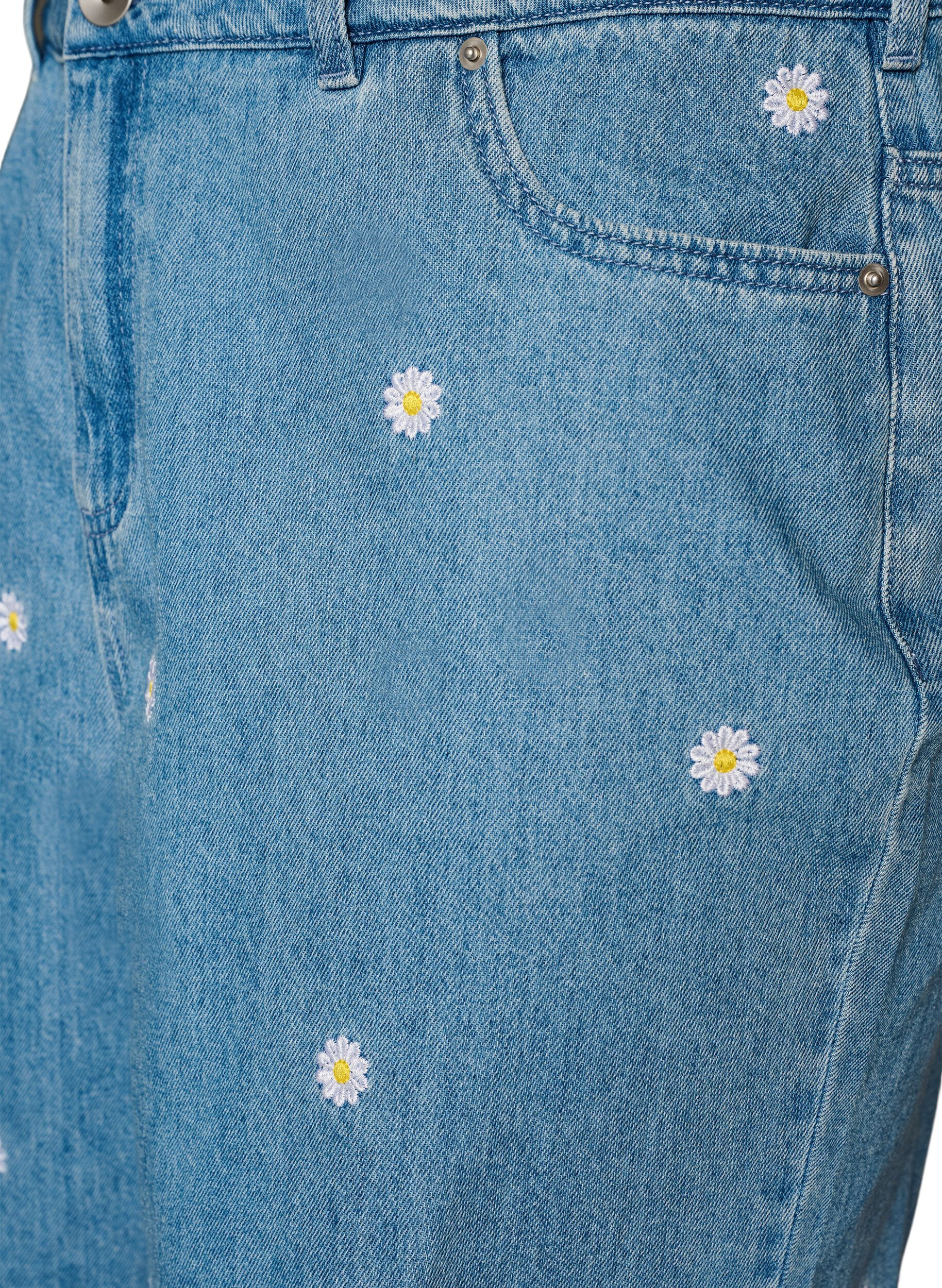Zizzi Short en jean taille haute avec broderies florales, Bleu Clair, Packshot image number 2
