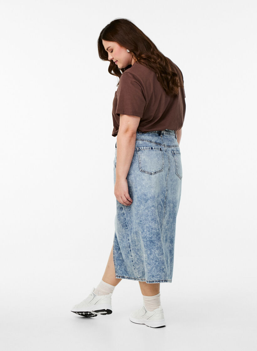 Denim maxi rok met een voorsplit, Blue Denim washed, Model