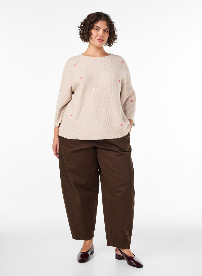 Gebreide blouse met kleine geborduurde motieven, Beige, Model image number 1