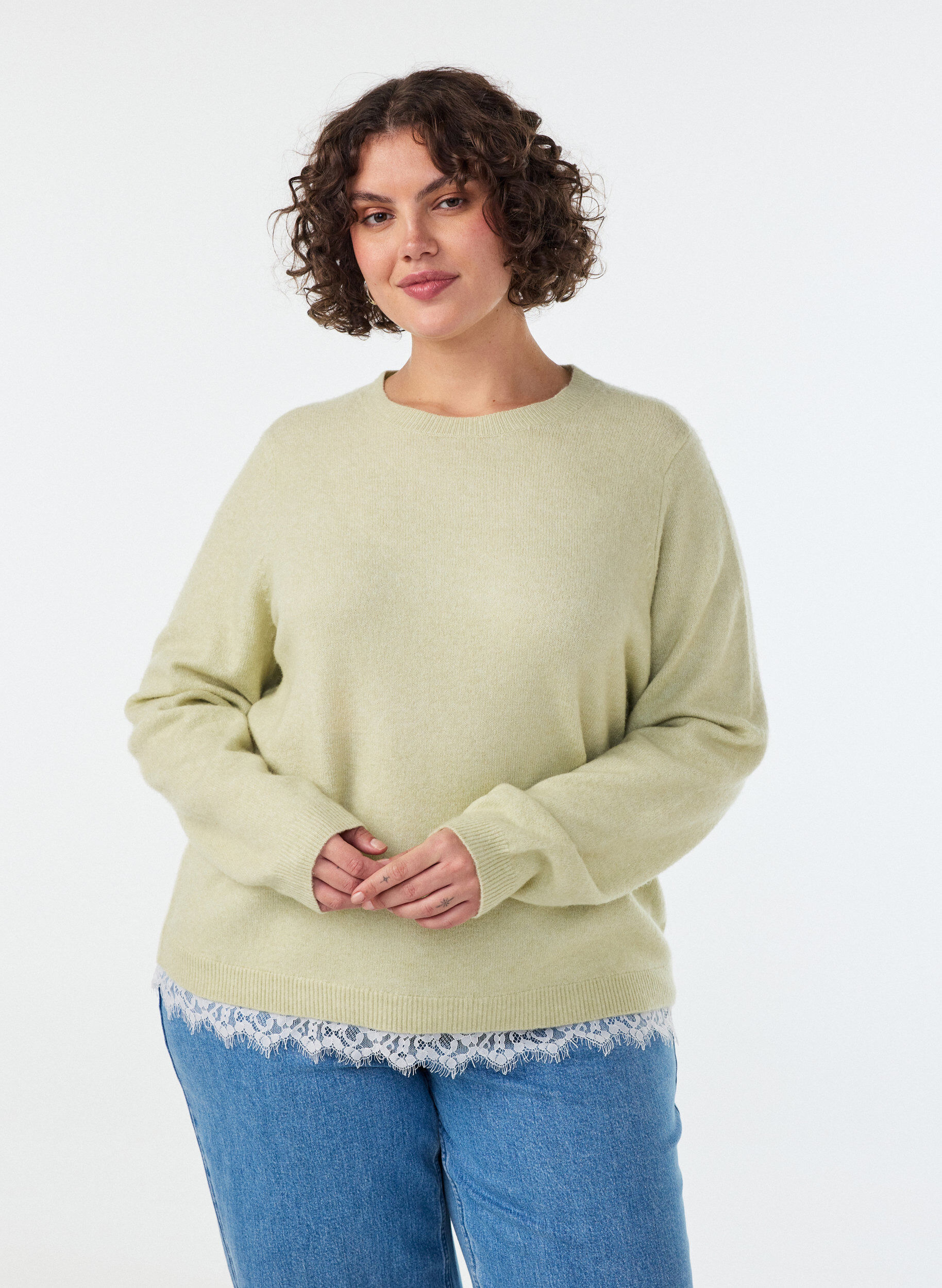 Gebreide blouse met kanten rand aan de zoom, Groen, Model
