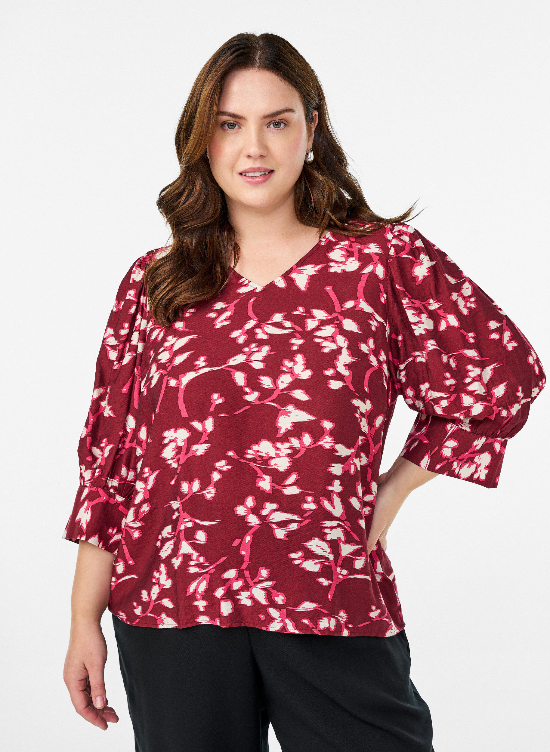 Blouse met V-hals en 3/4-mouwen, Rood, Model