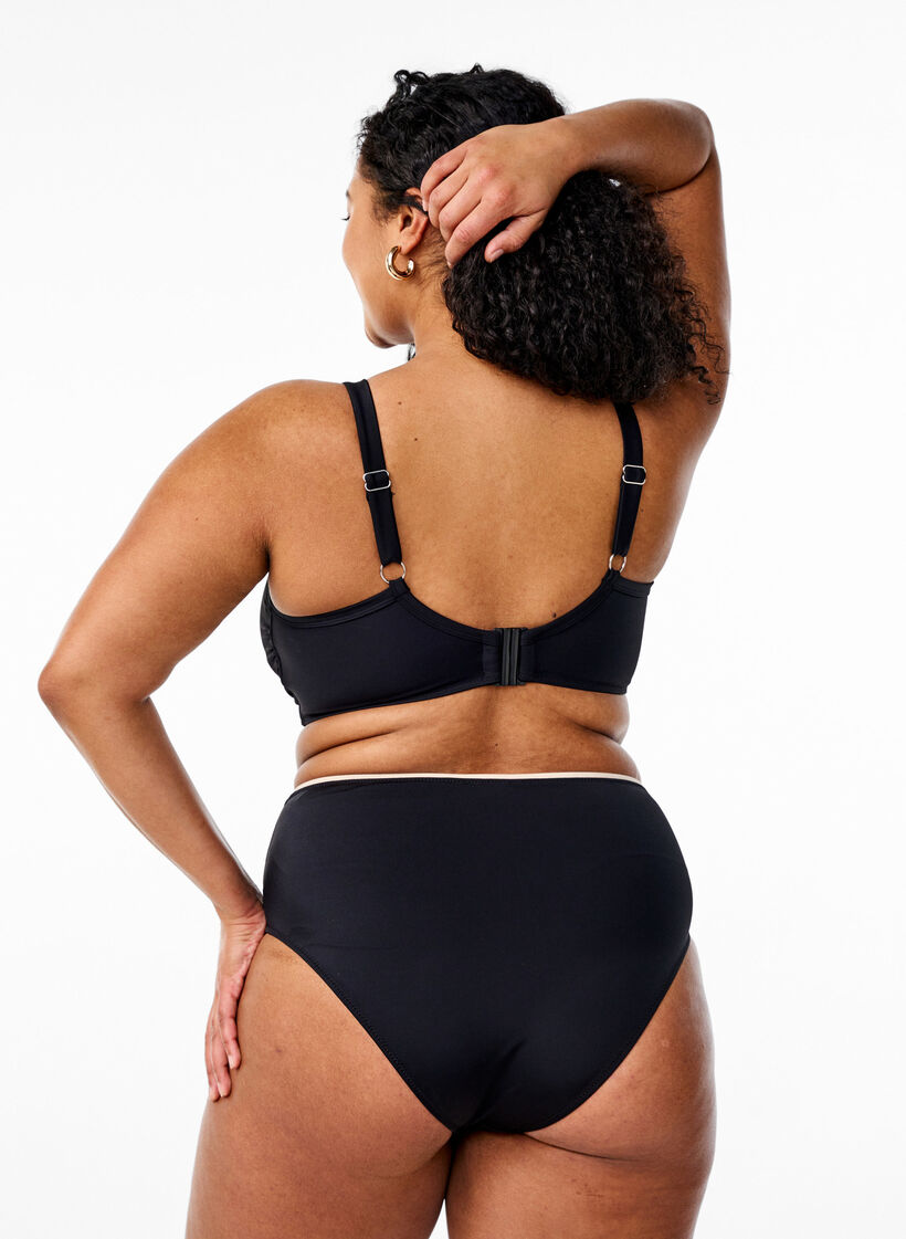 Tai bikinibroek met hoge taille, Black, Model