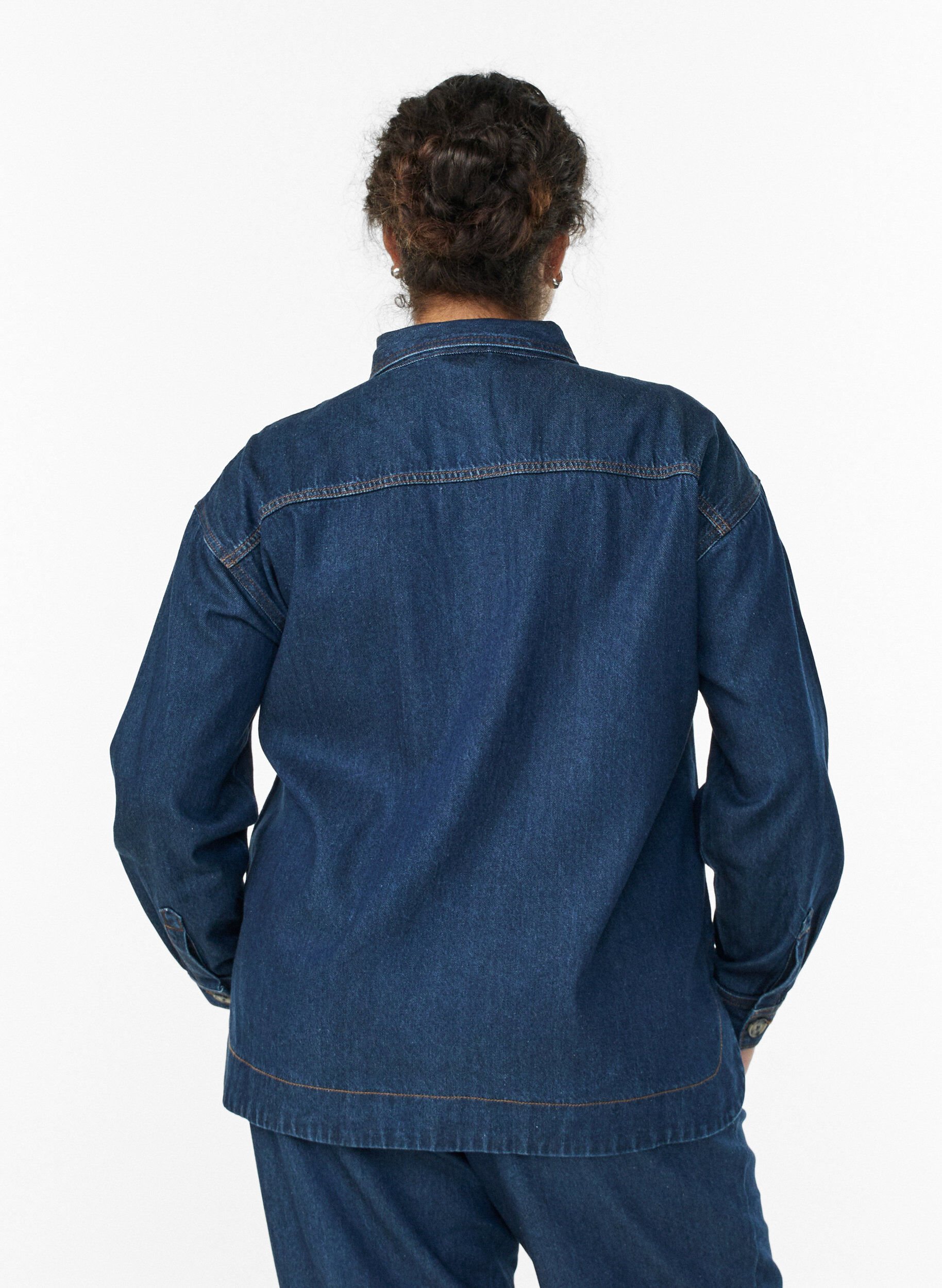 ZizziLosse denimshirt met zakken op de borst, Blauw, Model image number 2