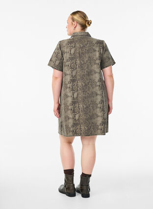 ZizziKorte denim overhemdjurk met slangenprint, Light Snake AOP, Model image number 1