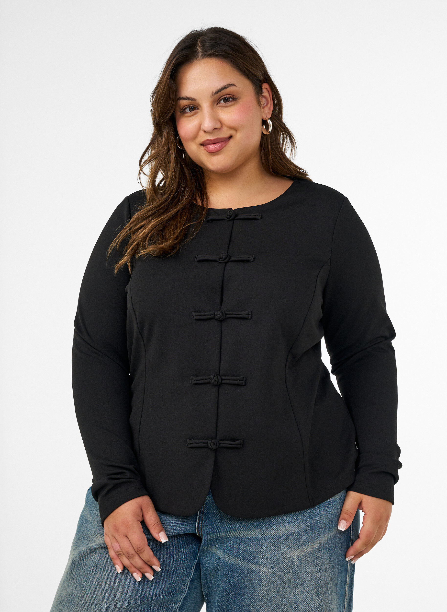 Strakzittend cardigan met knoopsluitingen, Zwart, Model