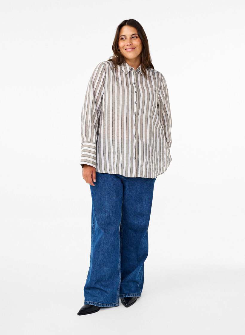 Chemise ample &agrave; rayures, Beige, Model image number 1