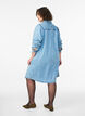 Denimjurk met kersen en borstzakken, Blauw, Model image number 2