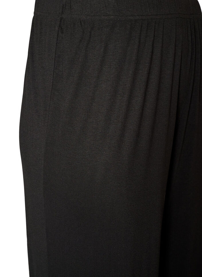 Losse pyjamabroek in viscose met een elastische taille, Zwart, Packshot image number 2