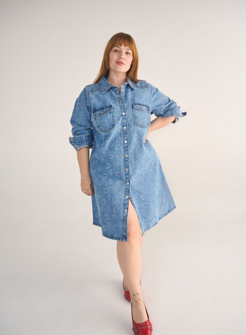 Denim jurk, , Model