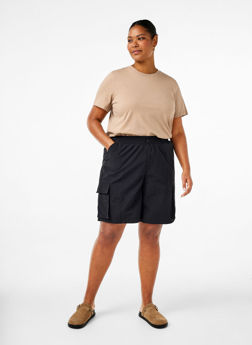 Basic katoenen T-shirt met ronde hals, Beige, Model image number 1