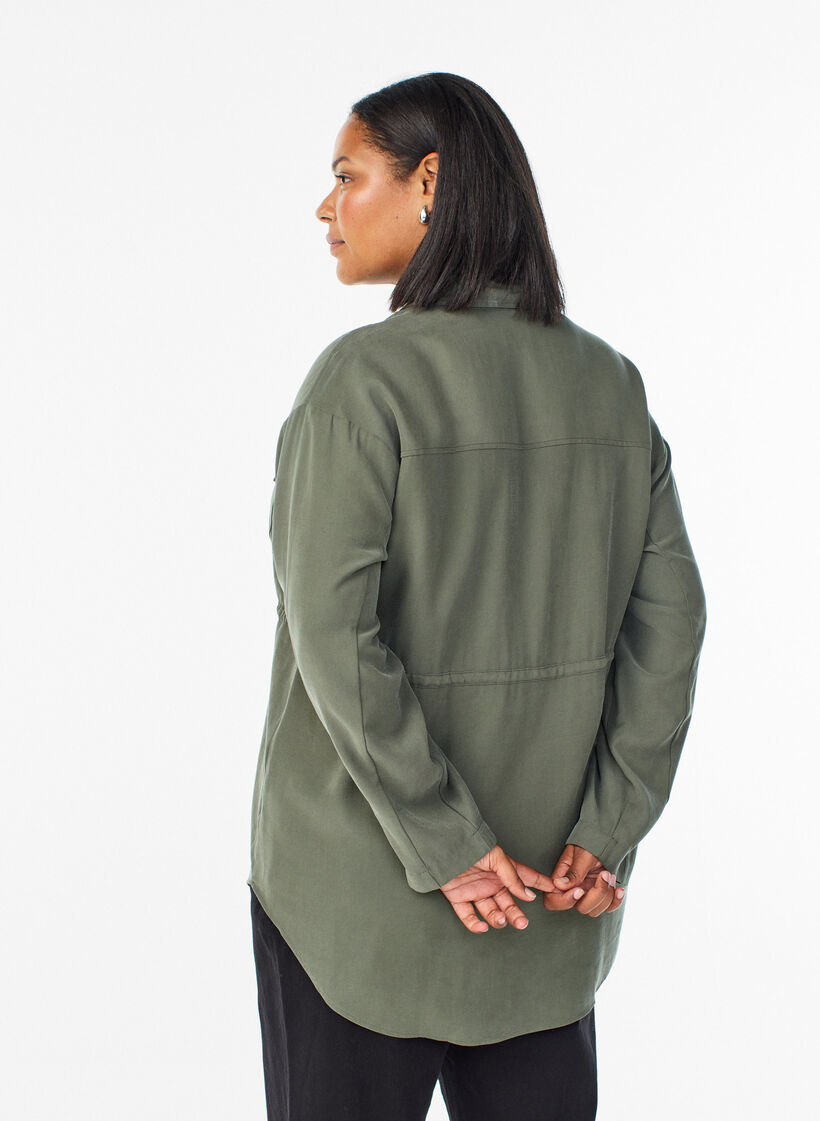 Tuniek met borstzakken en verstelbare taille, Groen, Model image number 2
