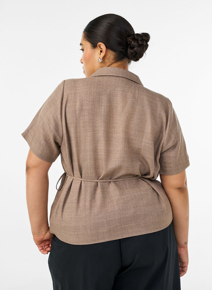 Wikkelshirt met striksluiting, Bruin, Model image number 2