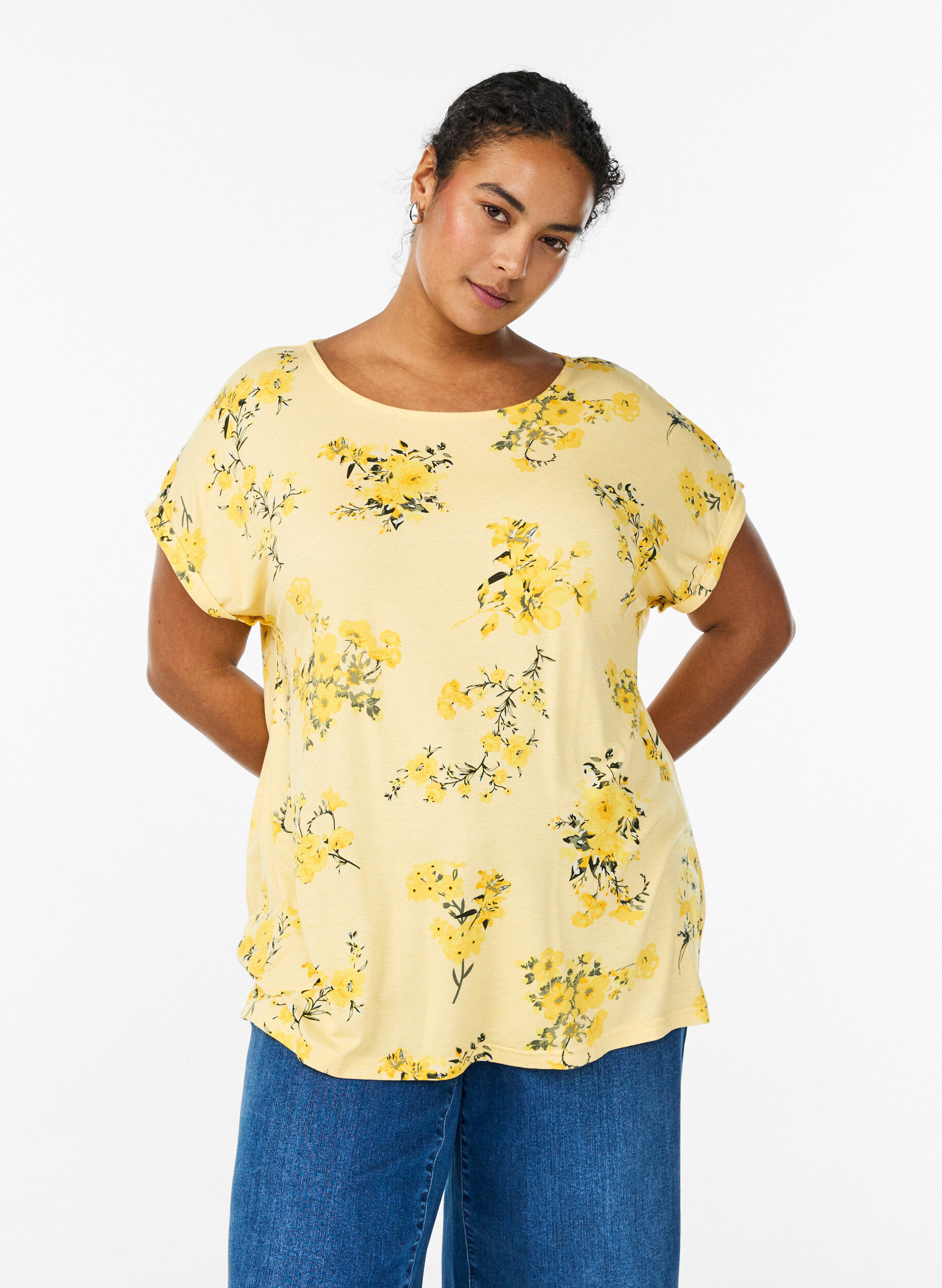 T-shirt met bloemenprint, Geel, Model