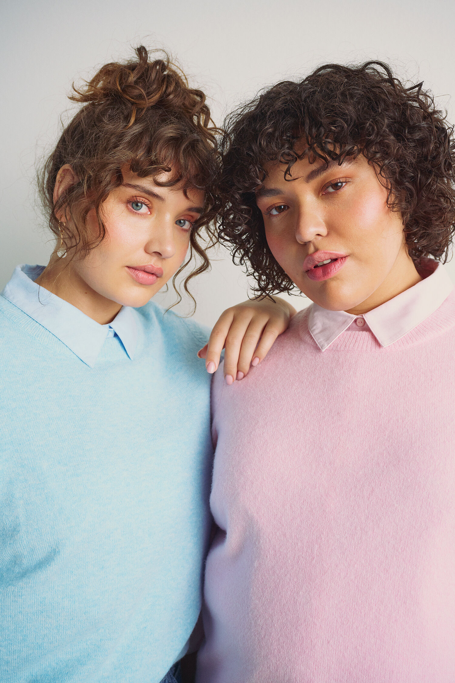 ZizziKleurrijk look met laagjes, , Model